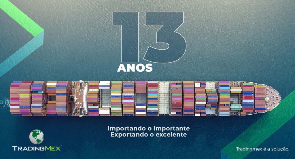 Navio em alto mar e uma escrita dizendo "13 anos" em comemoracao ao aniversario da tradingmex
